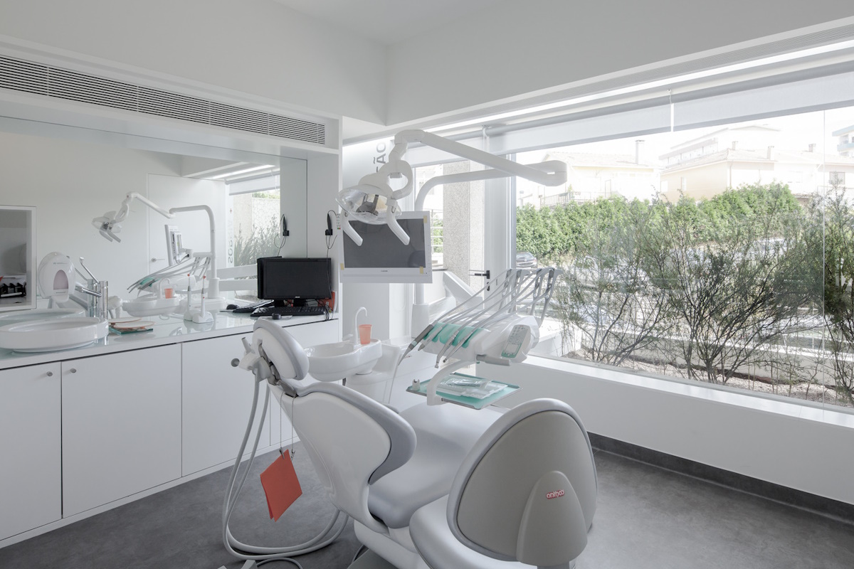 Tecnología avanzada en clínicas dentales Alcover para diagnóstico